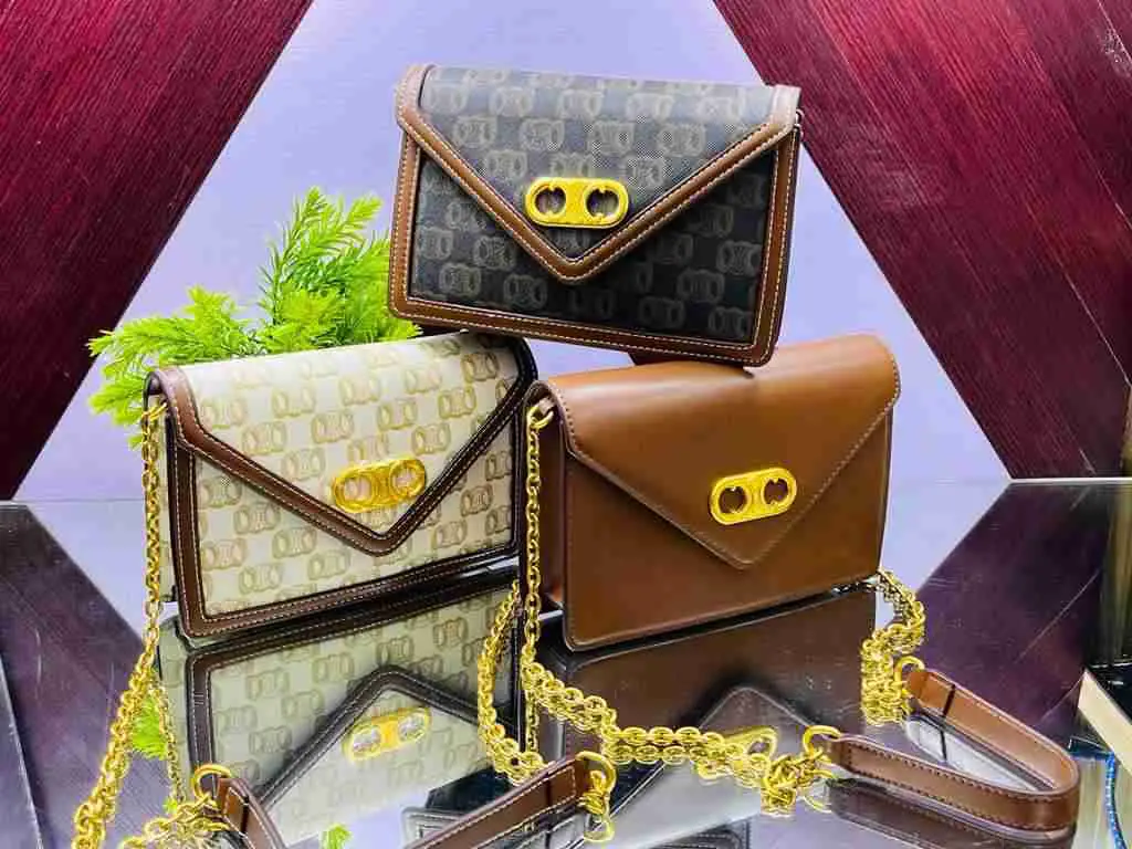 Best 5 Bags every Woman Should Own Must Have Bags