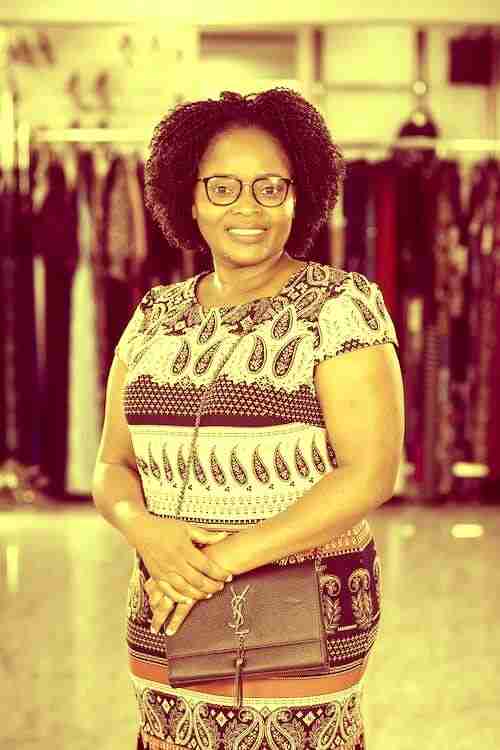 How Should a Crossbody Bag Sit? Best Position for Crossbag