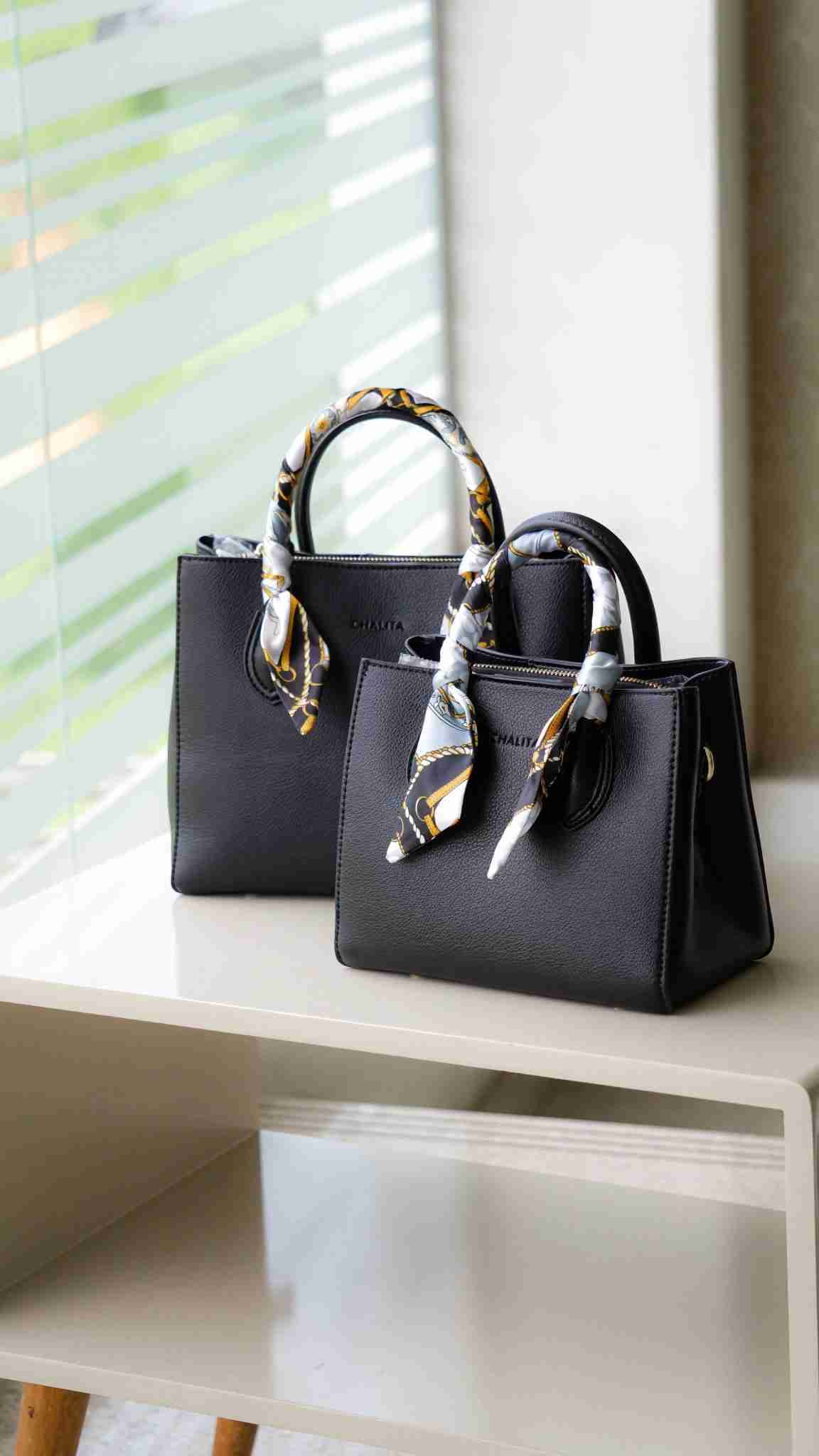 What color handbag goes with Everything? Best Color Handbag