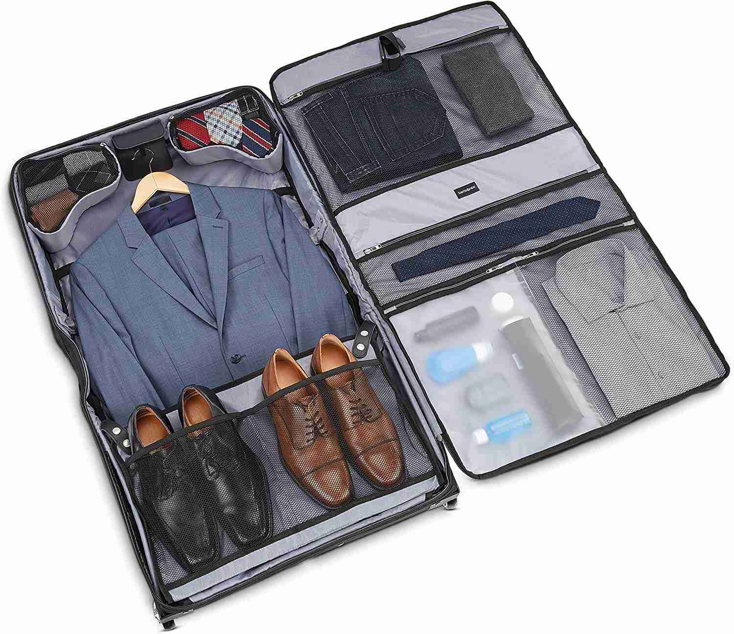 Do Garment Bags Prevent Wrinkles? Ultimate Guide